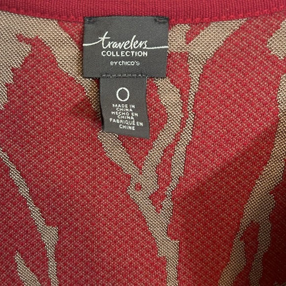 Chico’s Travelers Collection Women’s Sz 0 Cardigan Beige and Red Floral J1 - Picture 3 of 7